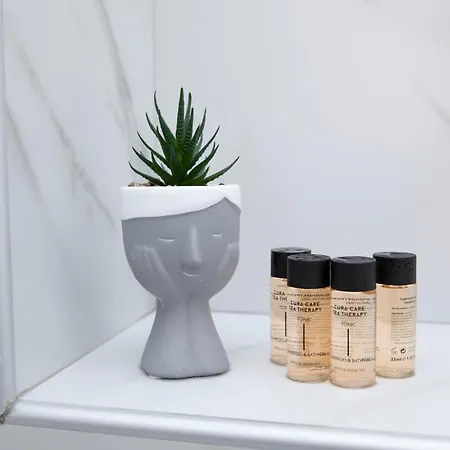 E&s Balaska Apartment *