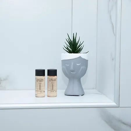 E&s Balaska * Kavala